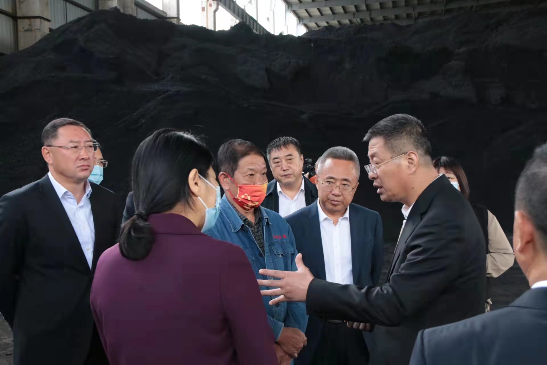 17 王子联市长指导9001cc金沙以诚为本供热集团供暖事情 2021.9.30.jpg