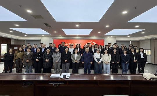 2024年10月18日，，，，集团党委联合长发担保党支部加入了由向阳区党群效劳中心开展的“传承革命精神 赓续红色血脉”公益党课_副本.jpg